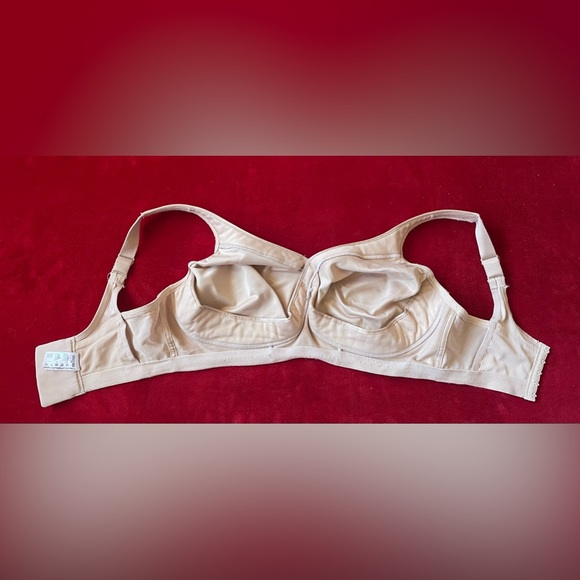 SOLD ✅ Glamorise Sport Women's Adjustable Strap Back Closure Wireless Beige 36G - Picture 6 of 9